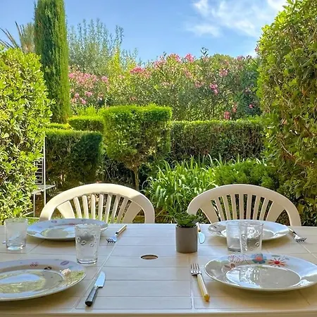 Avec Piscine Et Acces A La Apartment *